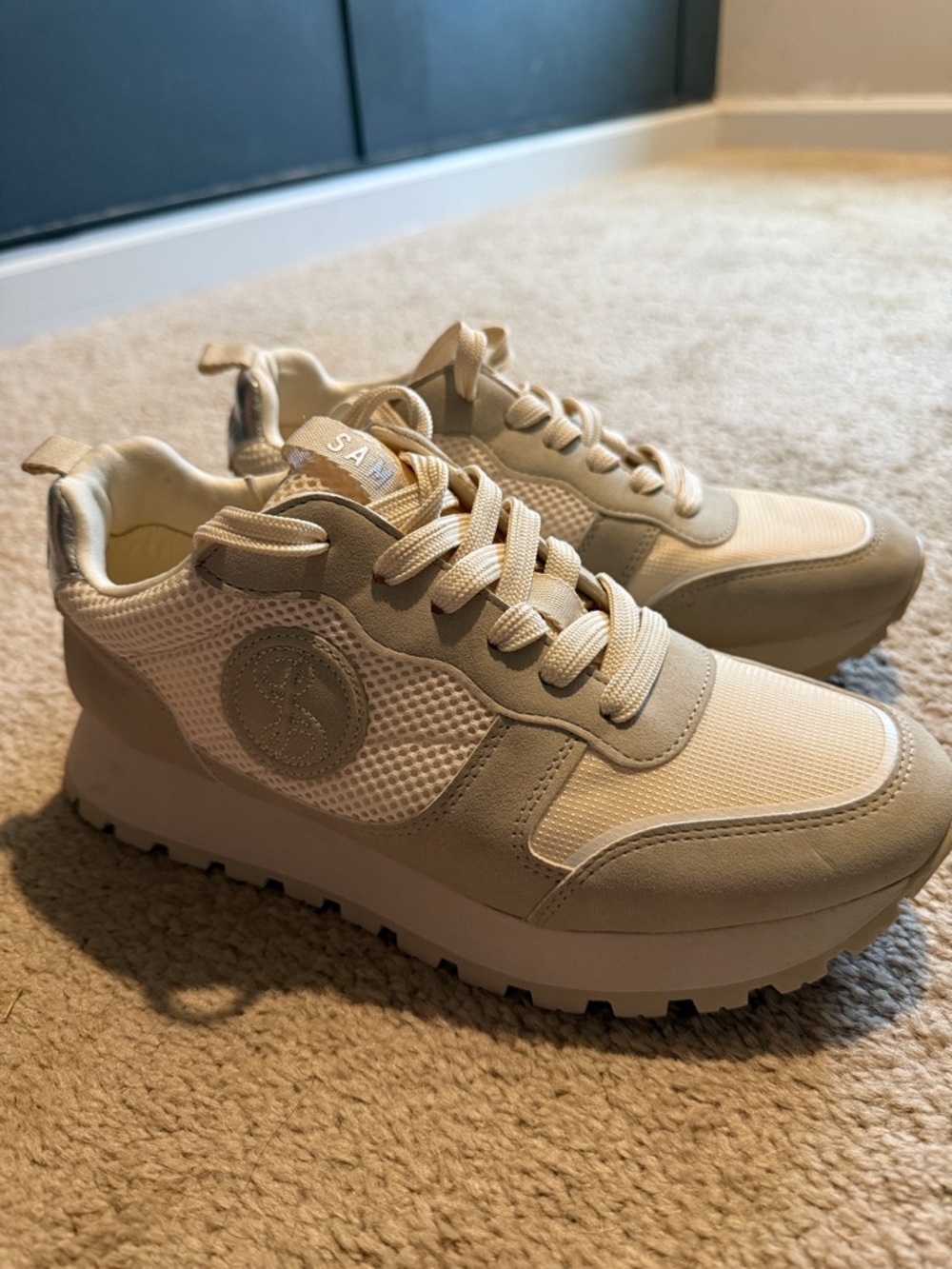 Sam & Libby Neutral Cream Platform Sneakers